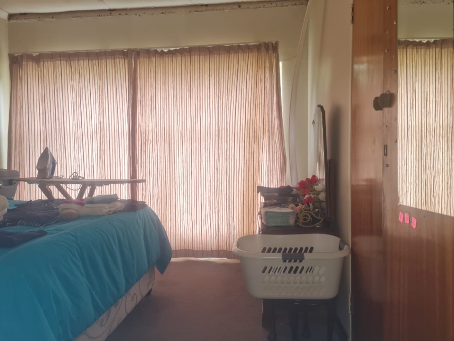  Bedroom Property for Sale in La Hoff North West